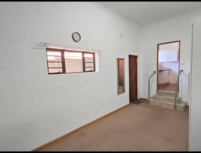 1 BEDROOM PROPERTY TO RENT IN BRACKEN HEIGHTS